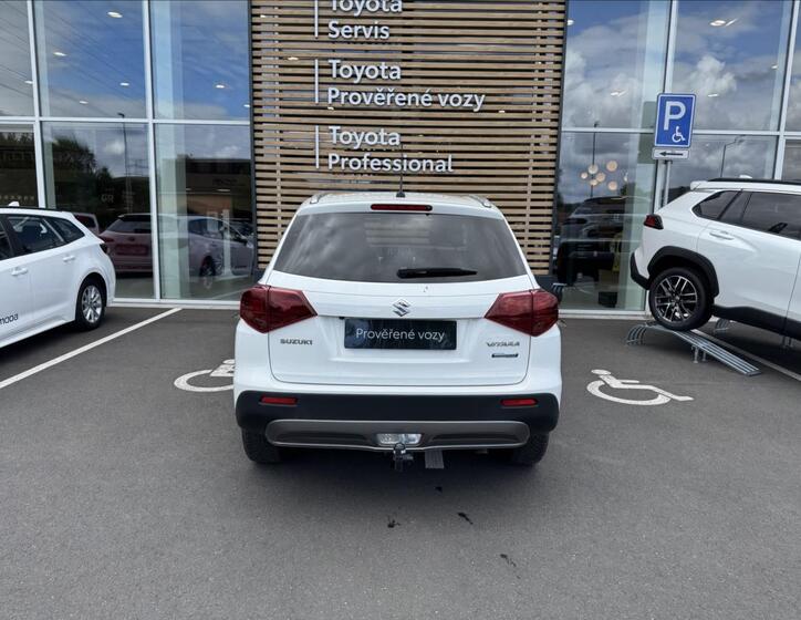 Suzuki Vitara 16