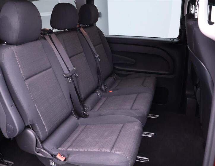 Mercedes-Benz Vito 15