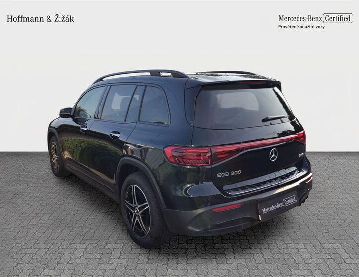 Mercedes-Benz EQB 7