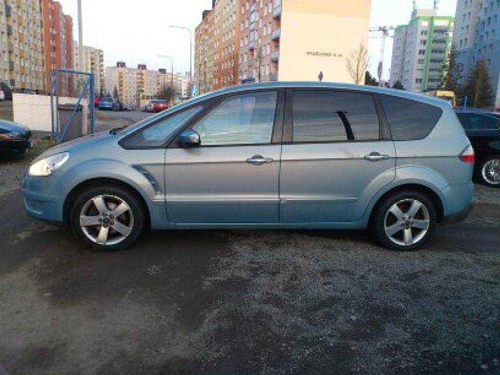 Ford S-MAX