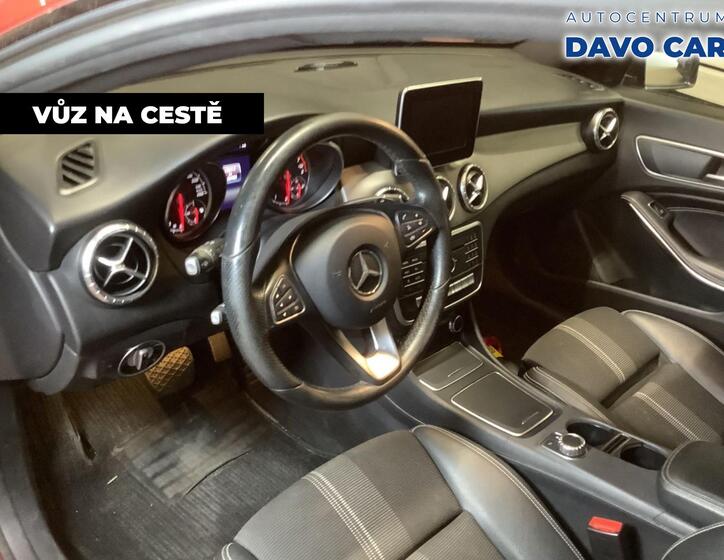Mercedes-Benz CLA 3