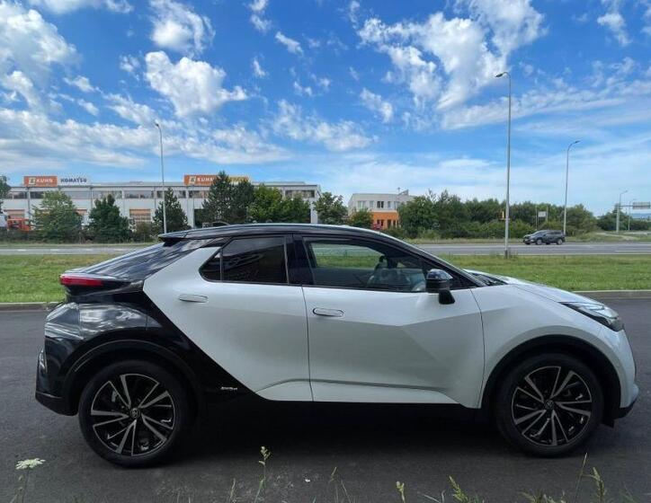 Toyota C-HR 8