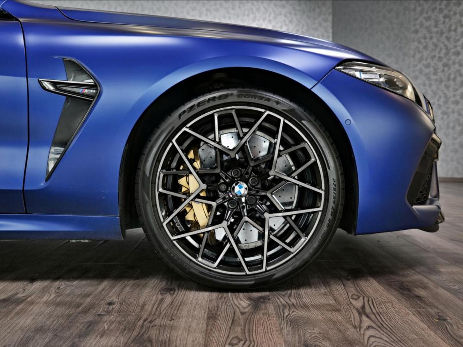 BMW Řada 8 4
