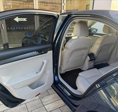 Škoda Superb 8