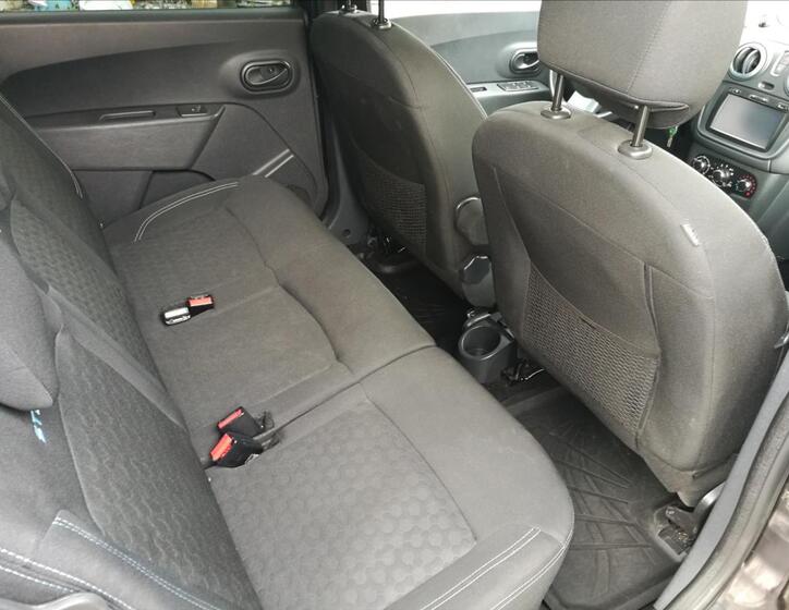 Dacia Lodgy 15