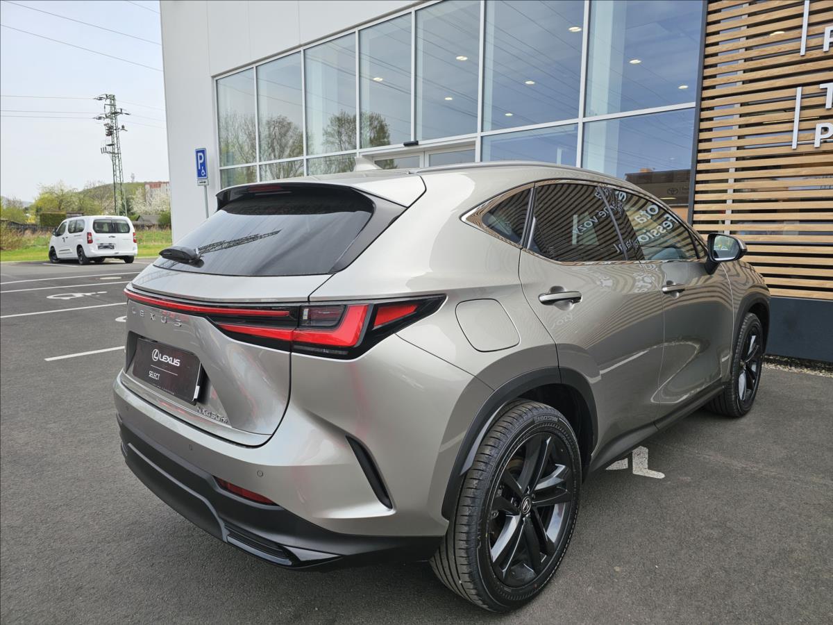 Lexus NX 450h plus