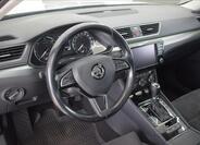 Škoda Superb 9