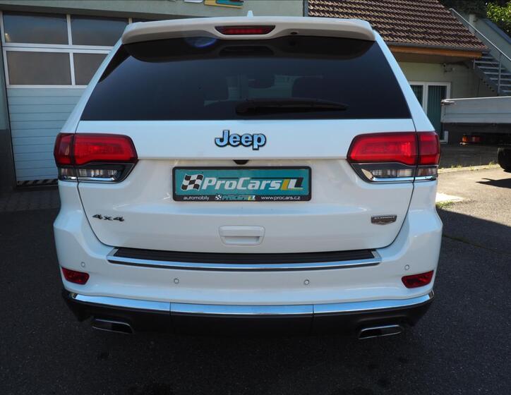 Jeep Grand Cherokee 32