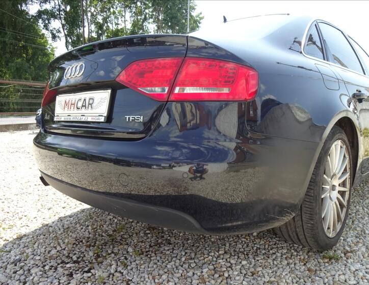 Audi A4 15