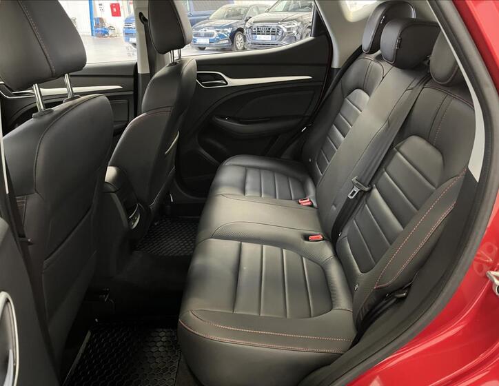 MG ZS 23