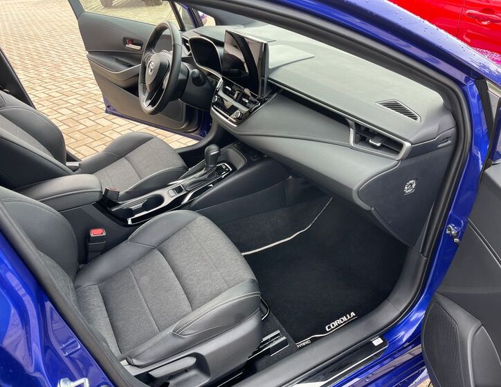 Toyota Corolla 17
