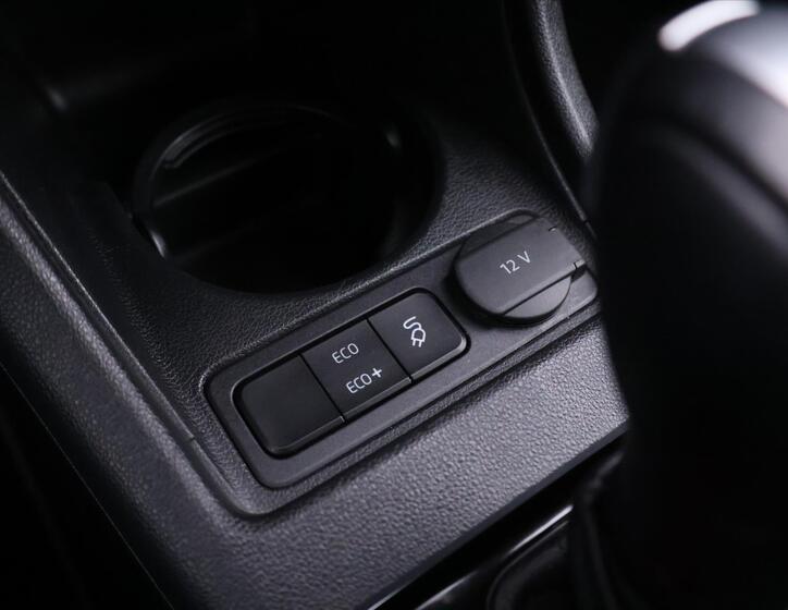 Volkswagen e-up! 26