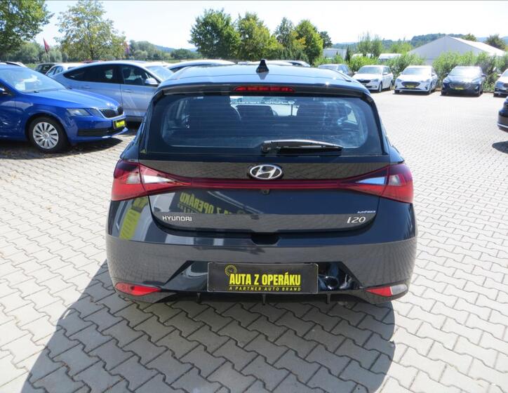 Hyundai i20 6