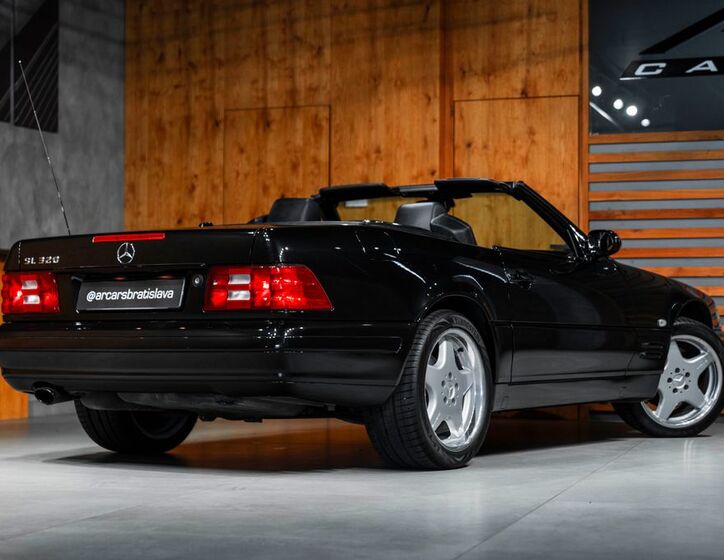 Mercedes-Benz SL 27