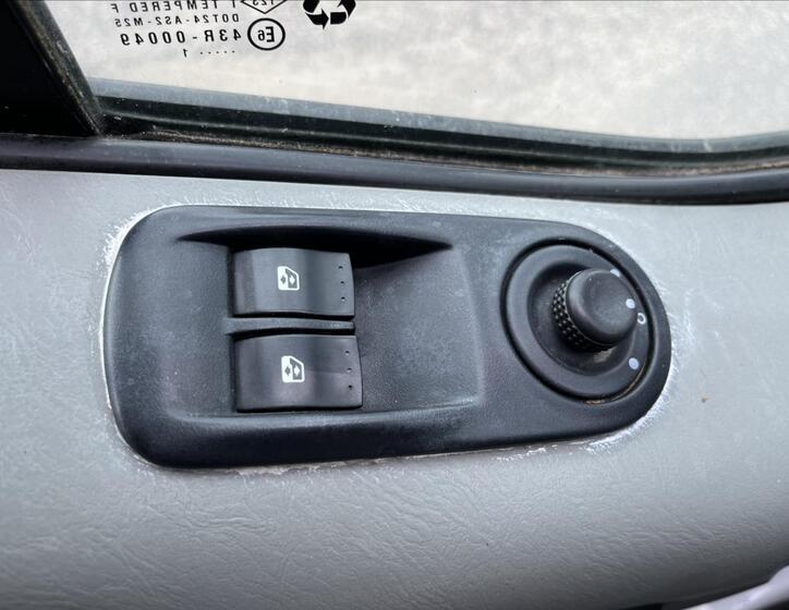 Opel Vivaro 18