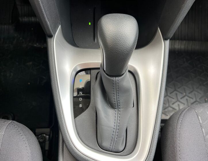 Toyota Yaris Cross 25