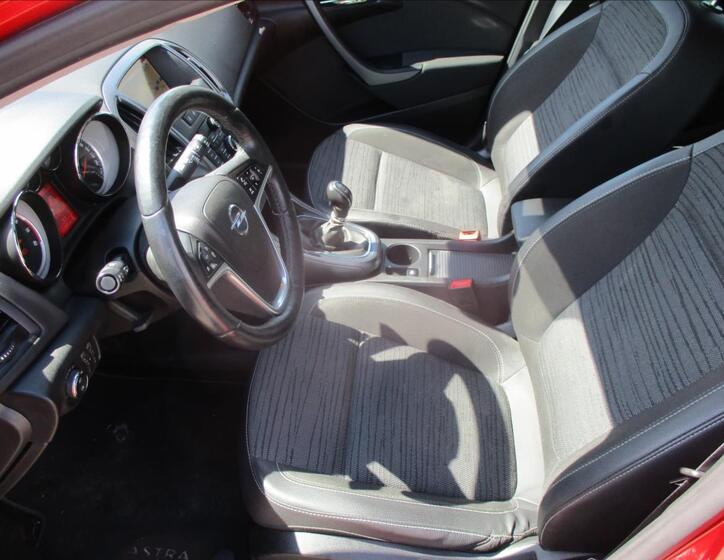 Opel Astra 7