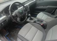 Škoda Superb 18