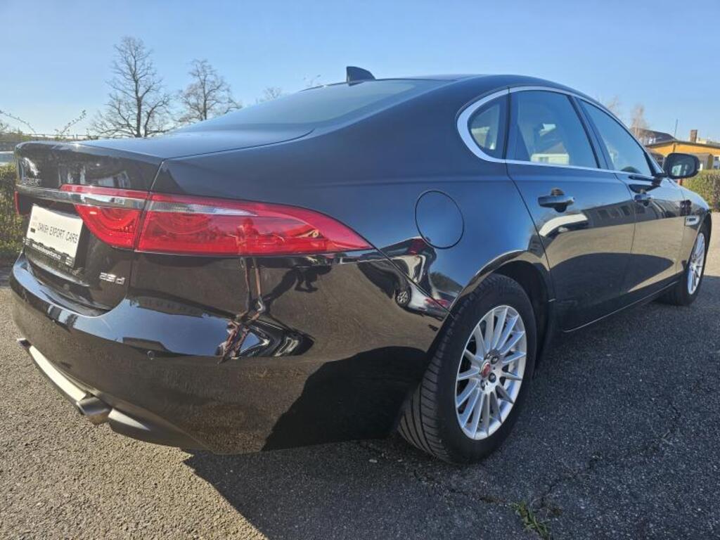 Jaguar XF 5