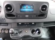 Mercedes-Benz Sprinter 14