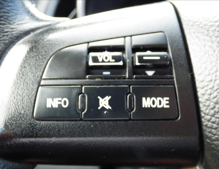 Mazda 5 18