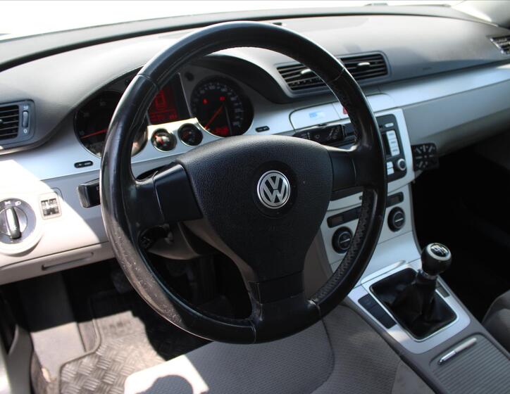 Volkswagen Passat 12