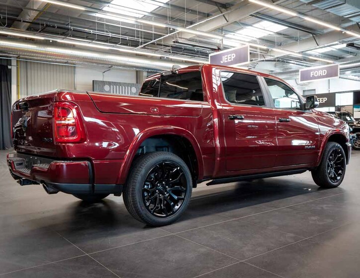 Dodge RAM 11