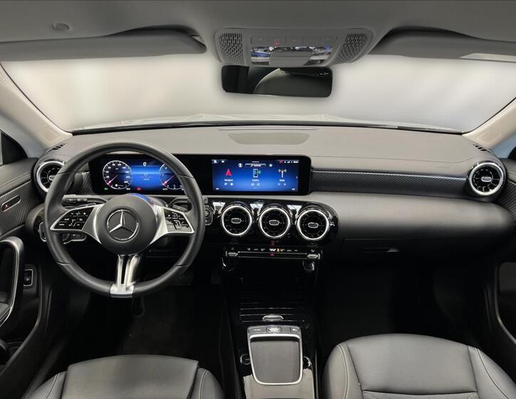 Mercedes-Benz CLA 13