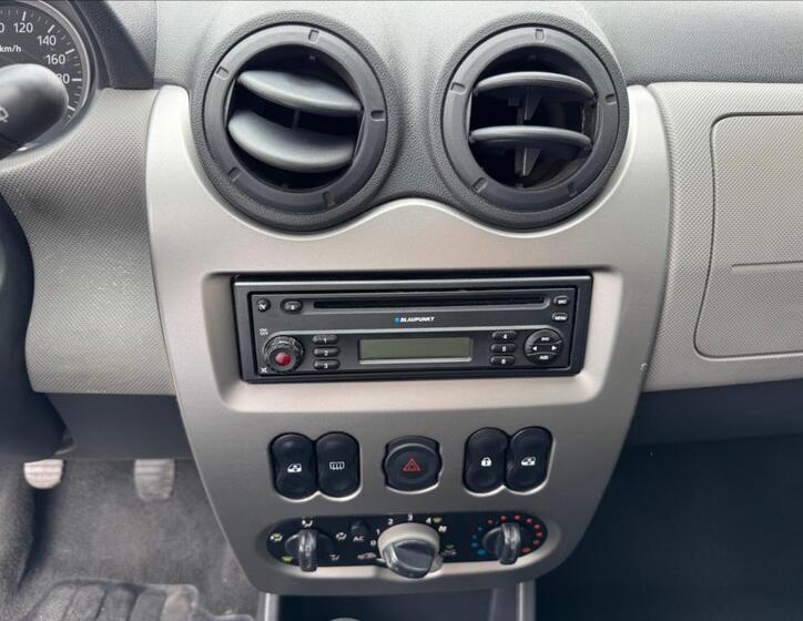 Dacia Sandero 15