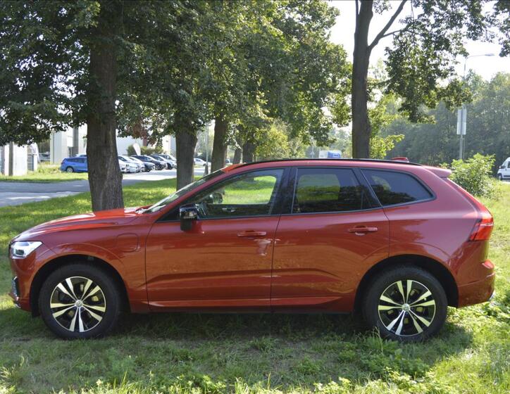 Volvo XC60 8