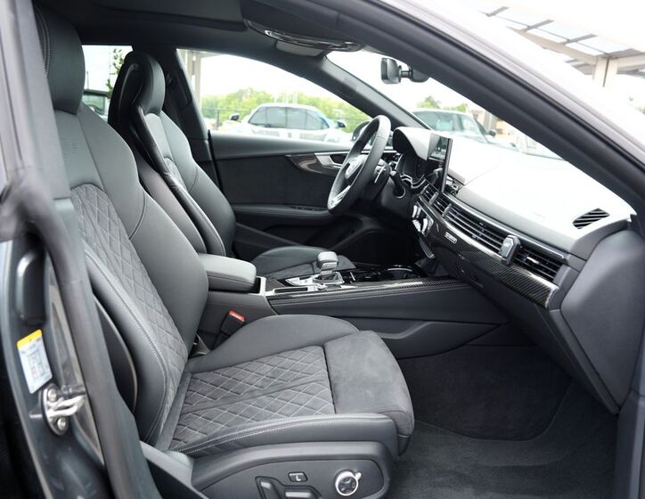 Audi RS5 31