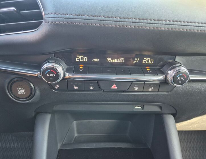 Mazda 3 28