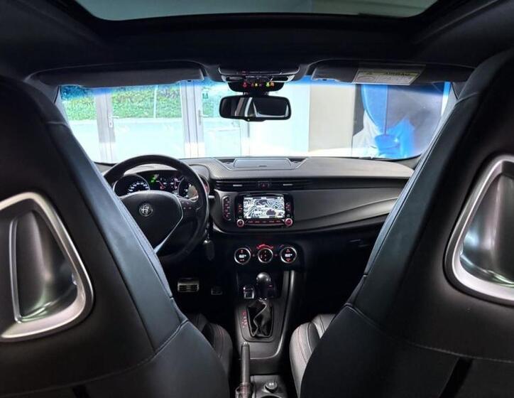 Alfa Romeo Giulietta 18