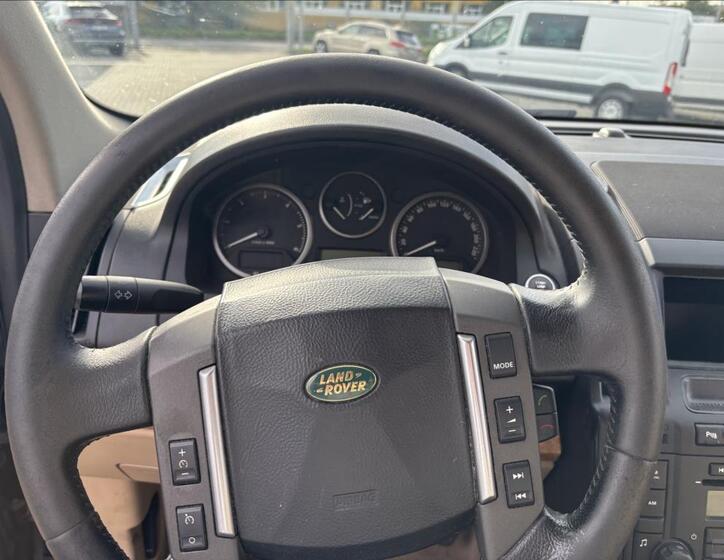 Land Rover Freelander 13
