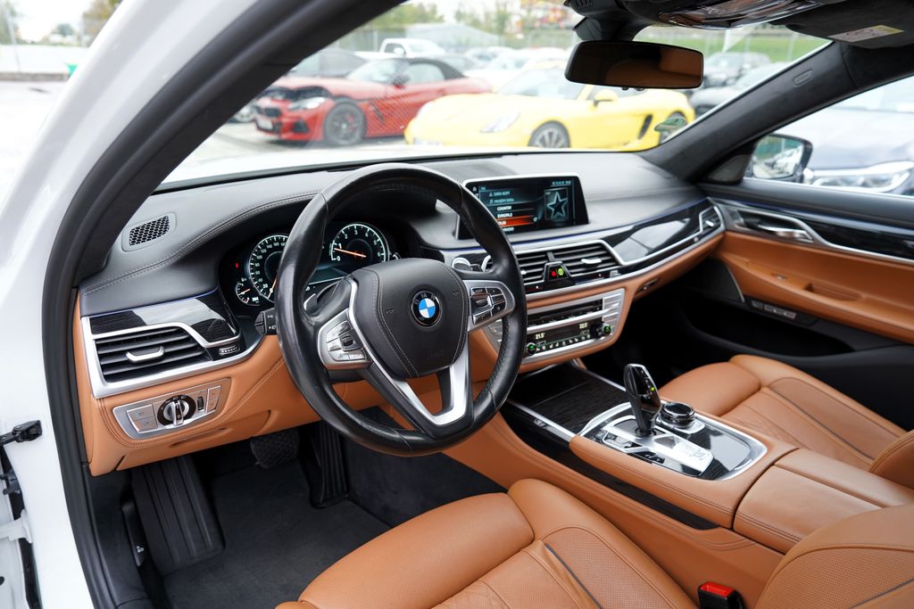 BMW Řada 7