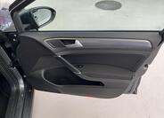Volkswagen Golf 27