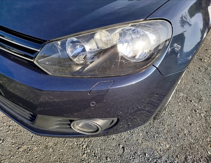 Volkswagen Golf 11