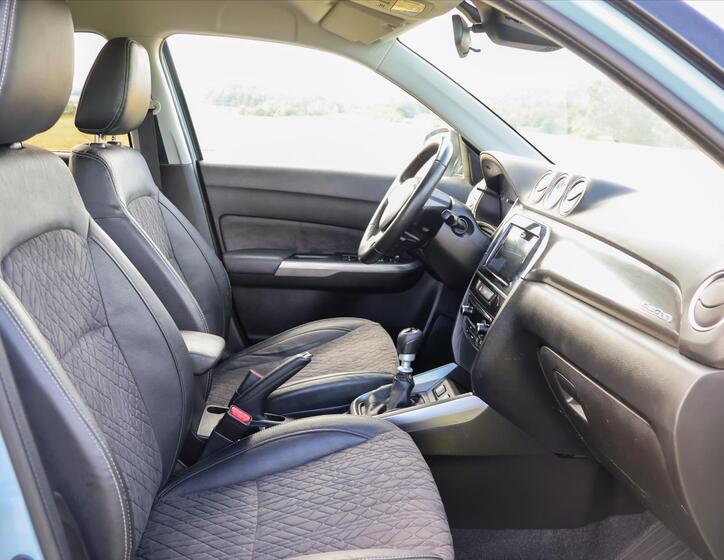 Suzuki Vitara 13
