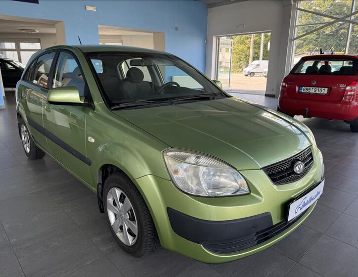 KIA Rio 1