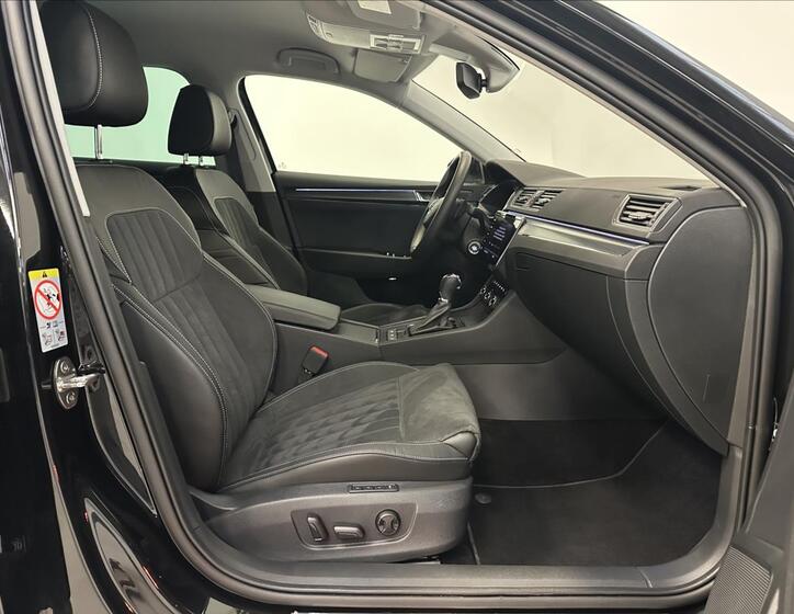 Škoda Superb 24