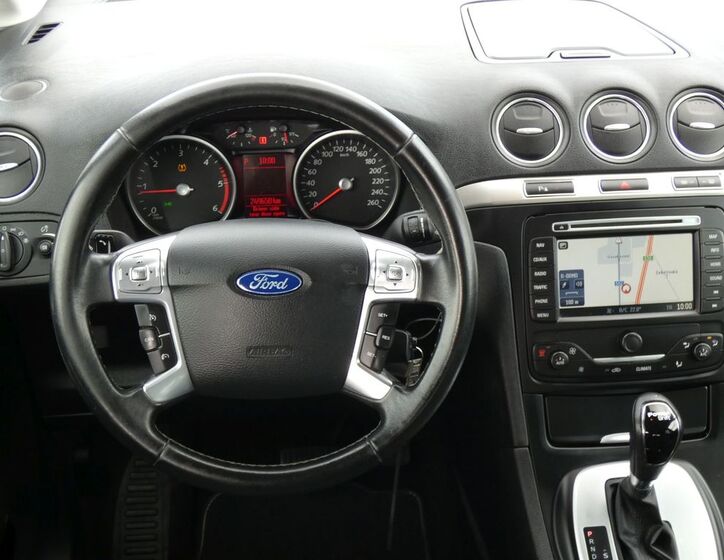 Ford Galaxy 33