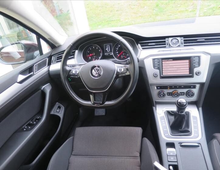 Volkswagen Passat 8