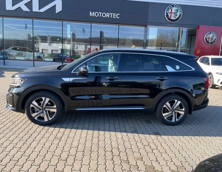 KIA Sorento 4