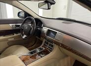 Jaguar XF 7