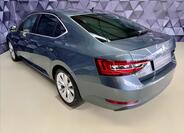 Škoda Superb 5