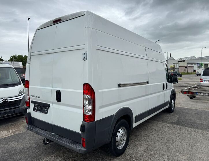 Peugeot Boxer 7
