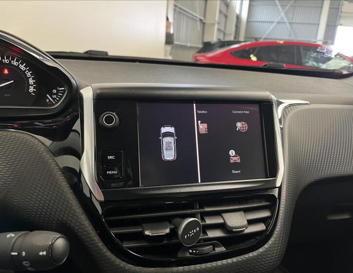 Peugeot 2008 9