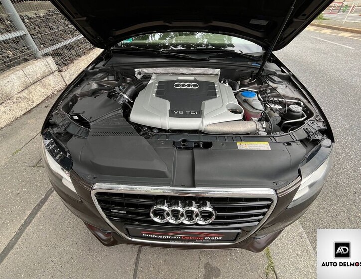 Audi A4 52