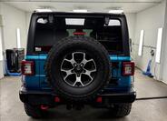 Jeep Wrangler 5