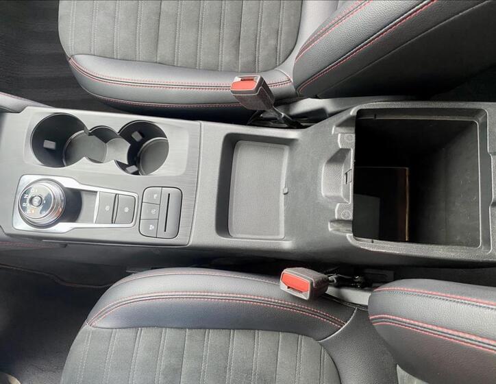 Ford Kuga 40
